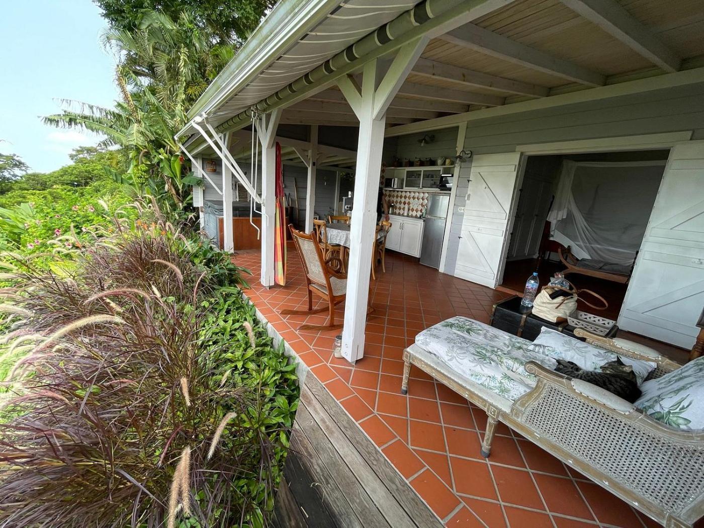 Beausejour Guest House Pointe-Noire Exteriör bild