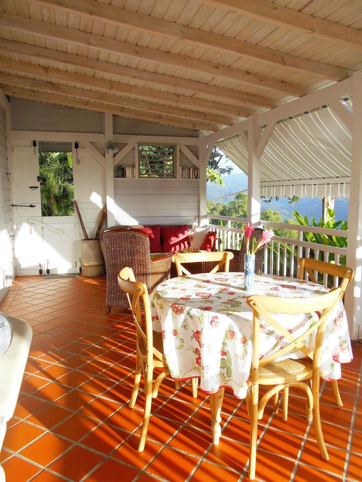 Beausejour Guest House Pointe-Noire Exteriör bild